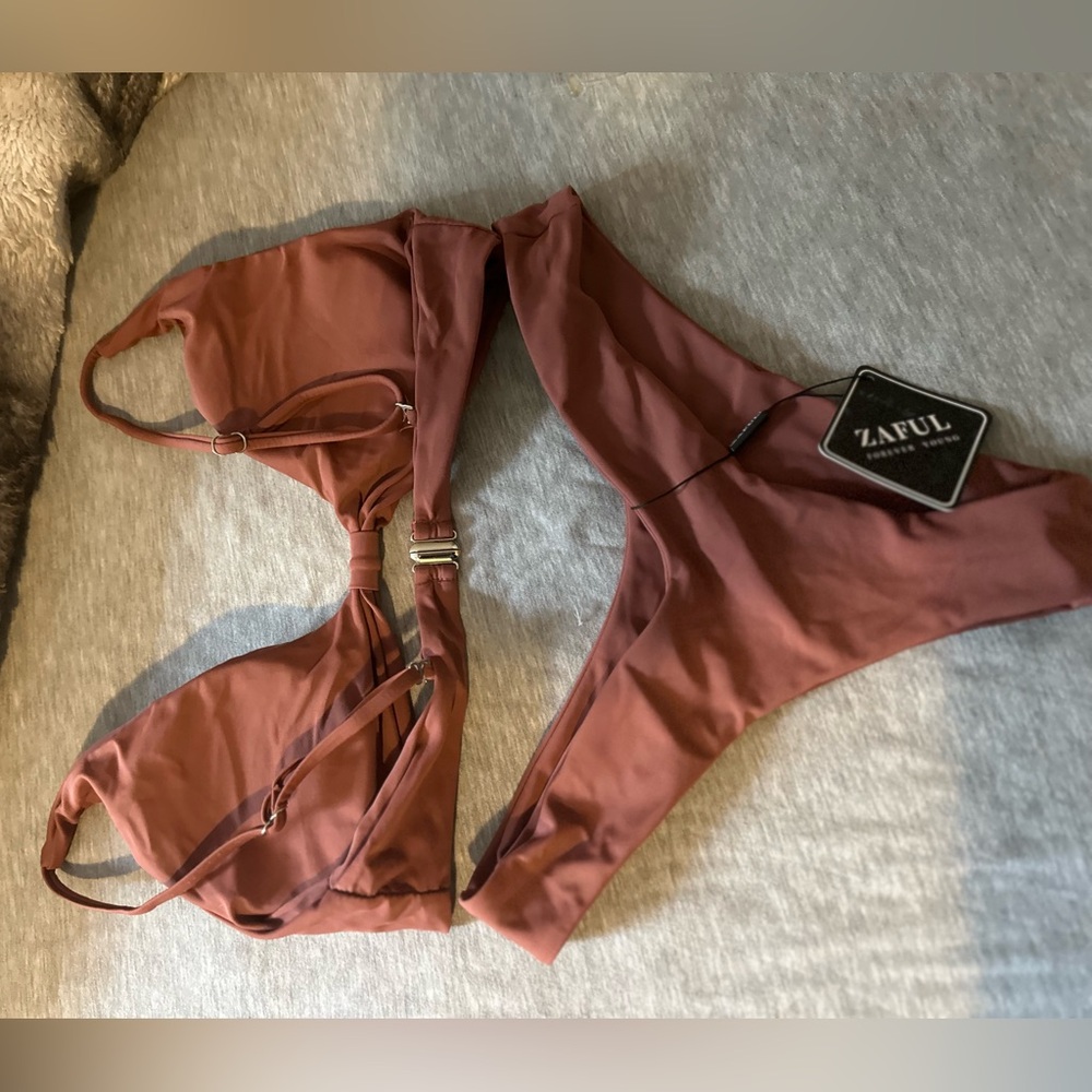 Soft bathing suit never worn